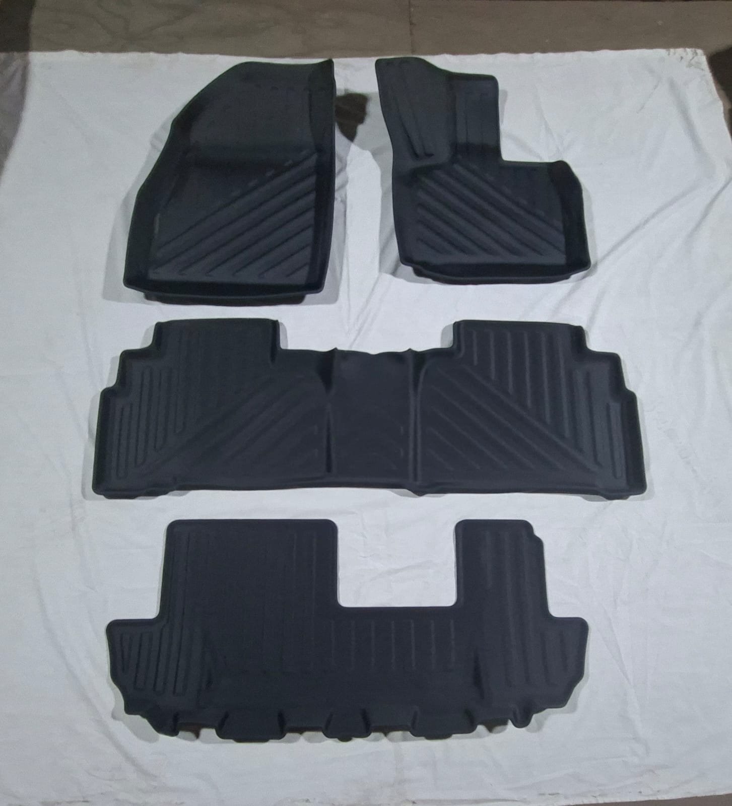 Chery Tiggo 8 CSH Premium 3D Moulded TPE Car Mats